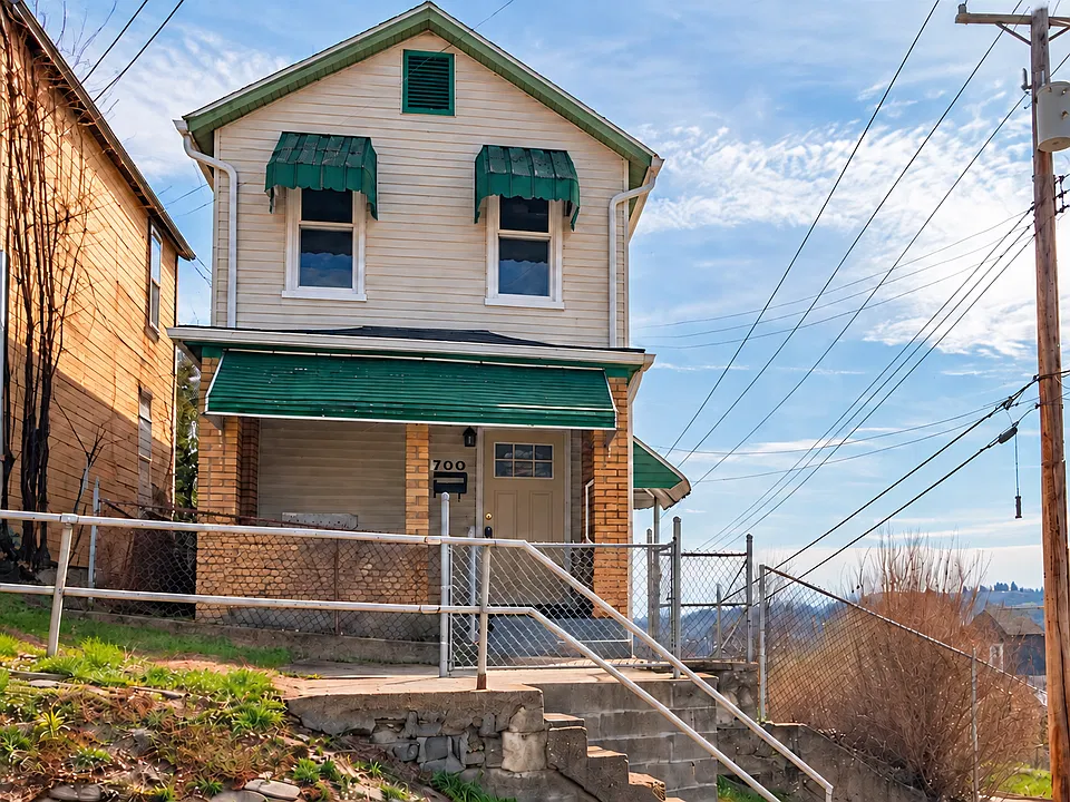 700 6th St