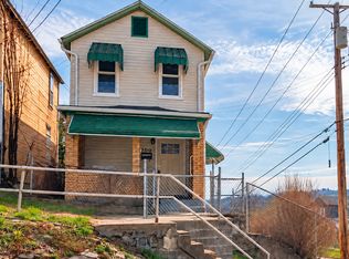 700 6th St, Glassport, PA 15045
