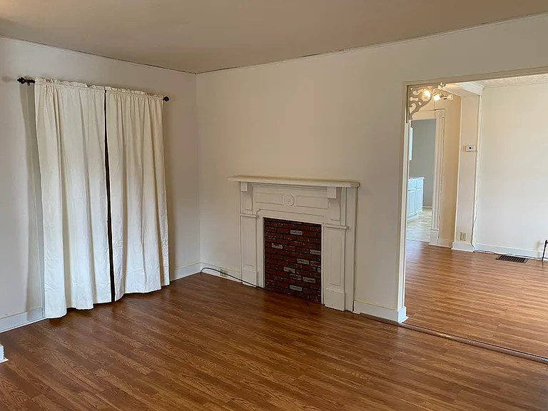 212 Central Ave #BOTTOM — Photo 3