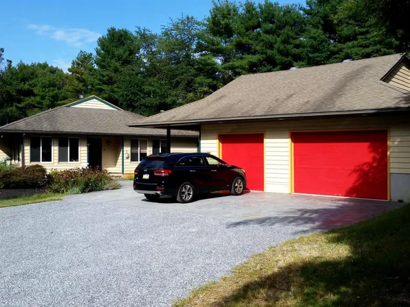 4482 Lower Mountain Rd, New Hope, PA 18938