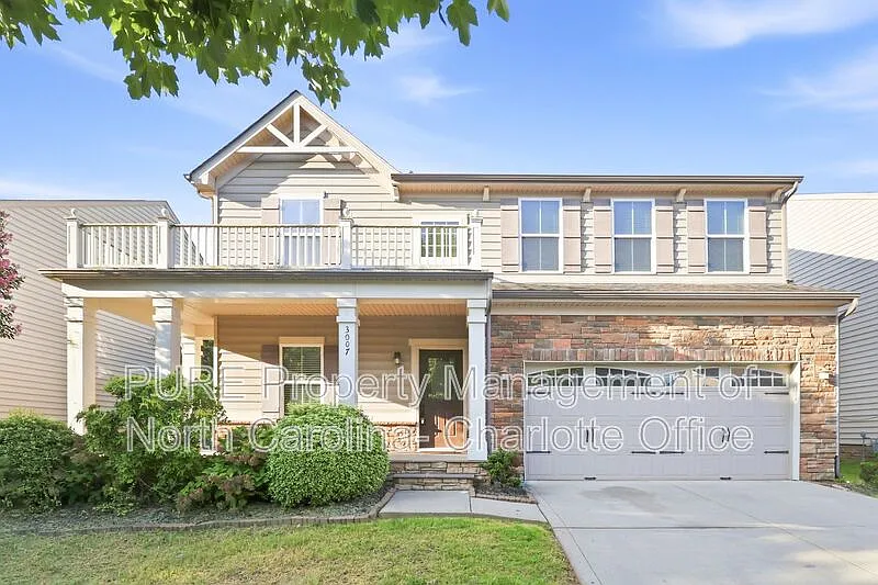 4 bed, 2.5 bath, 2437 sqft, $2,549 — Photo 2