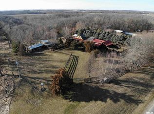 244 170th St, Avon, IL 61415