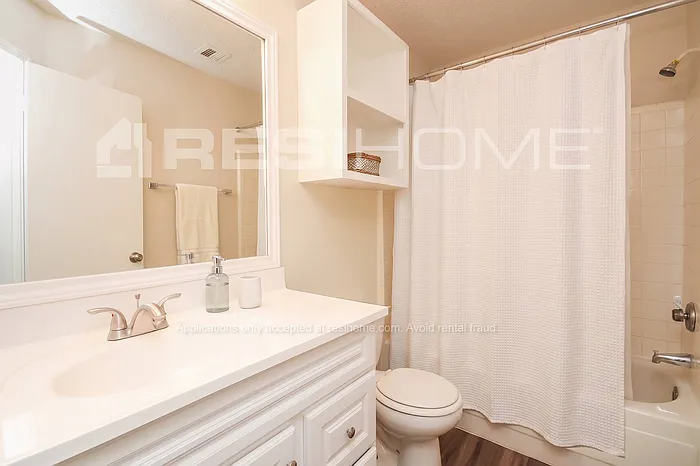 6402 Wild River Dr — Photo 13