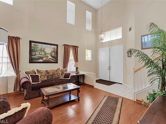 4th image of 9455 Poppyfield Ct