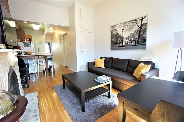 Rented by Compass | media 12