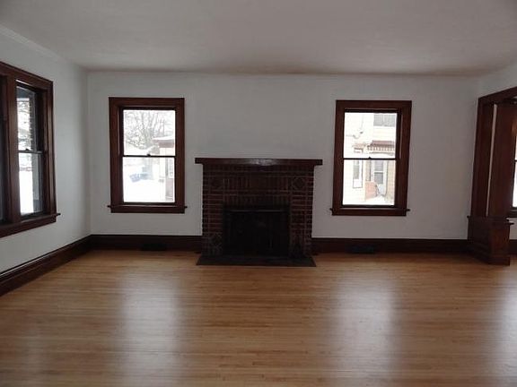 2nd image of 452 N Chatham St