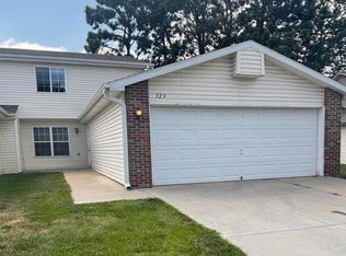 329 NW 23rd St, Lincoln, NE 68528