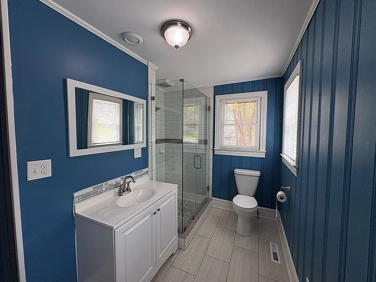 10 Charlotte St — Photo 11