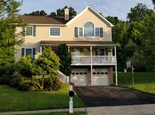 860 Neighbors Way, Perkasie, PA 18944