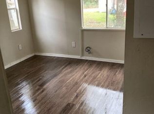 864 E Chestnut Ave UNIT B, Crestview, FL 32539