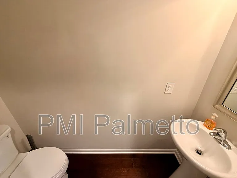 147 Saint George Rd — Photo 12