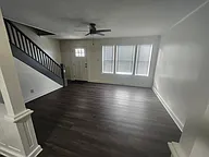 214 Pratt St #2