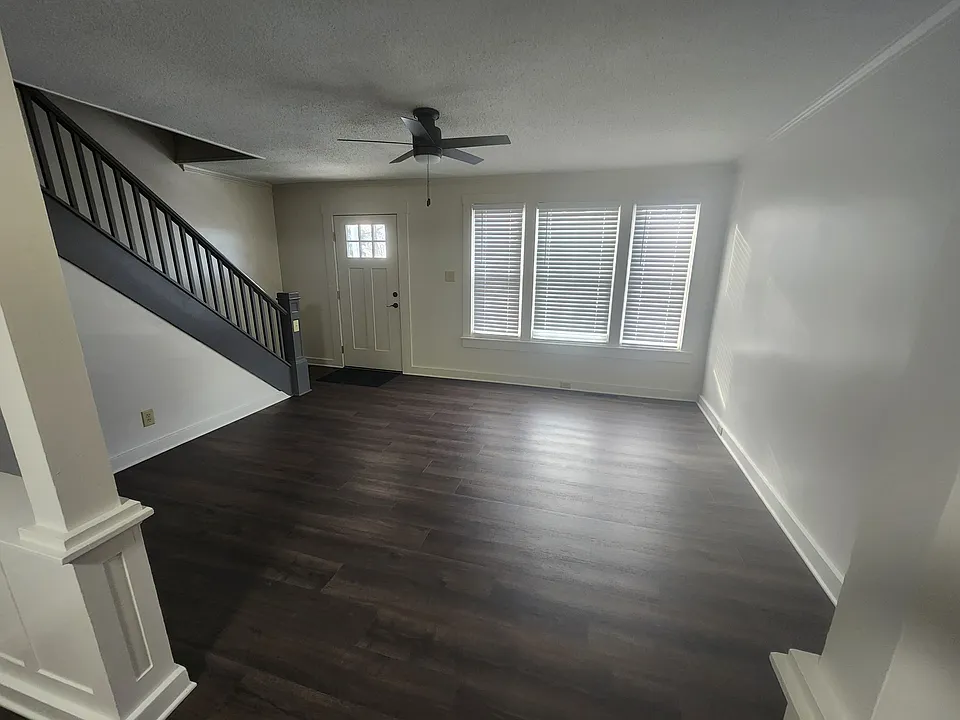 214 Pratt St #2