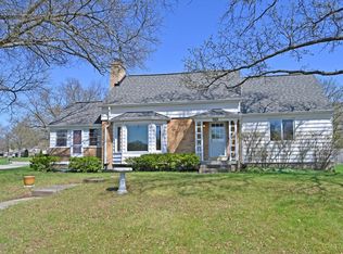 961 Springbrook Dr, Cincinnati, OH 45224