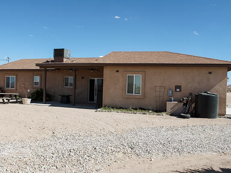 1381 Soledad Ave — Photo 48
