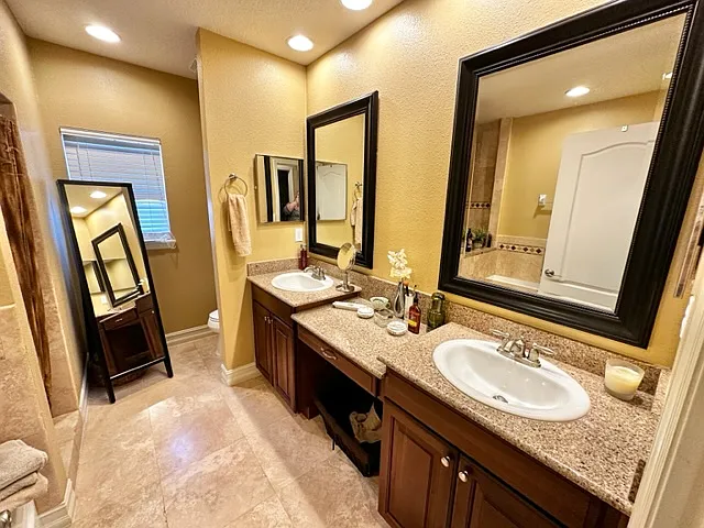 4232 Messina Dr — Photo 21