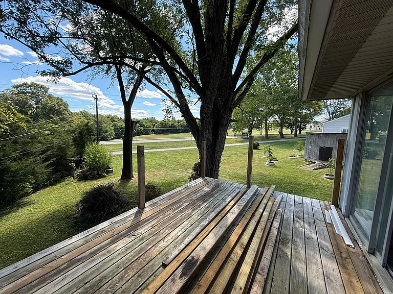 213 S Poplar Dr — Photo 28