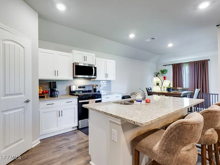 108 Harvest Hill Dr — Photo 9