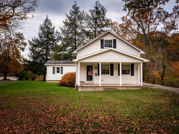 142 Bridge St, Monongah, WV 26554