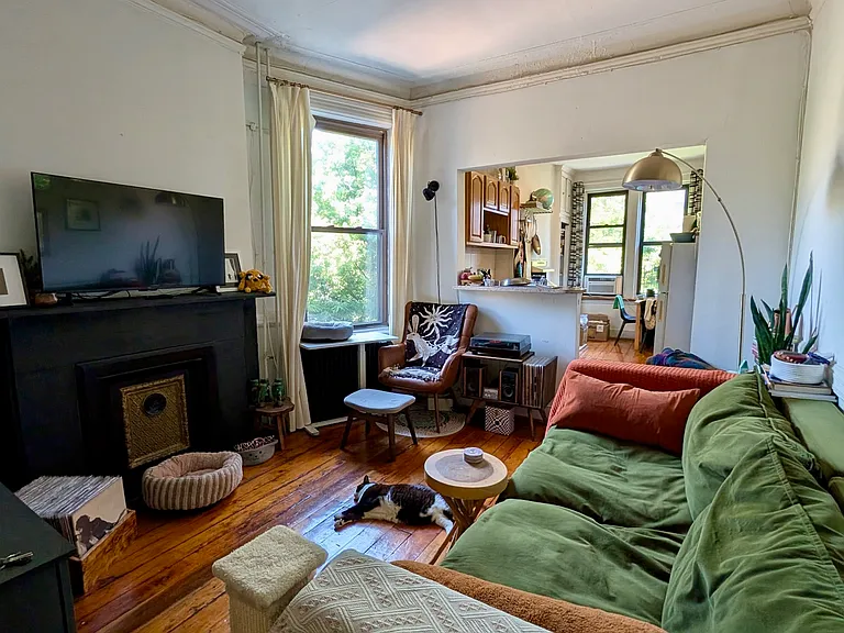 82 Wayne St #3L — Photo 3