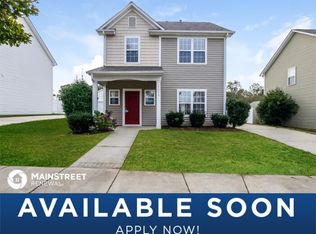11048 Heritage Green Dr, Cornelius, NC 28031