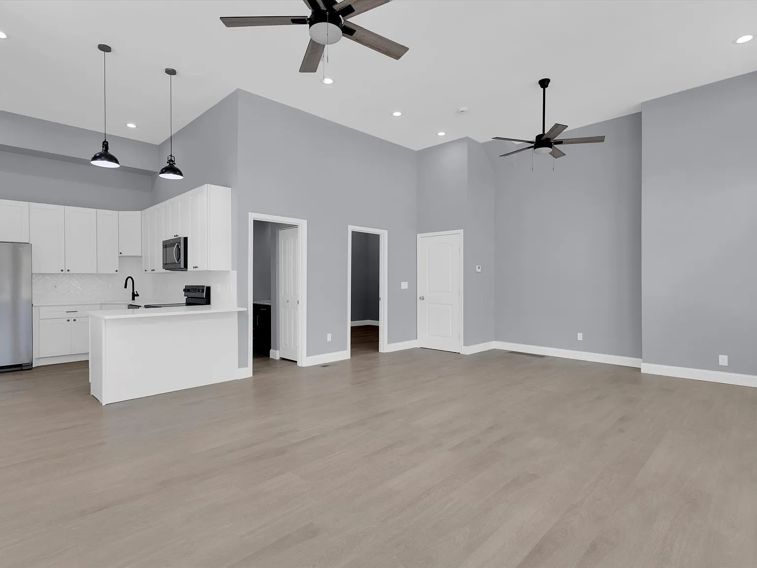 2 bed, 1625 sqft, $2,200 — Photo 4