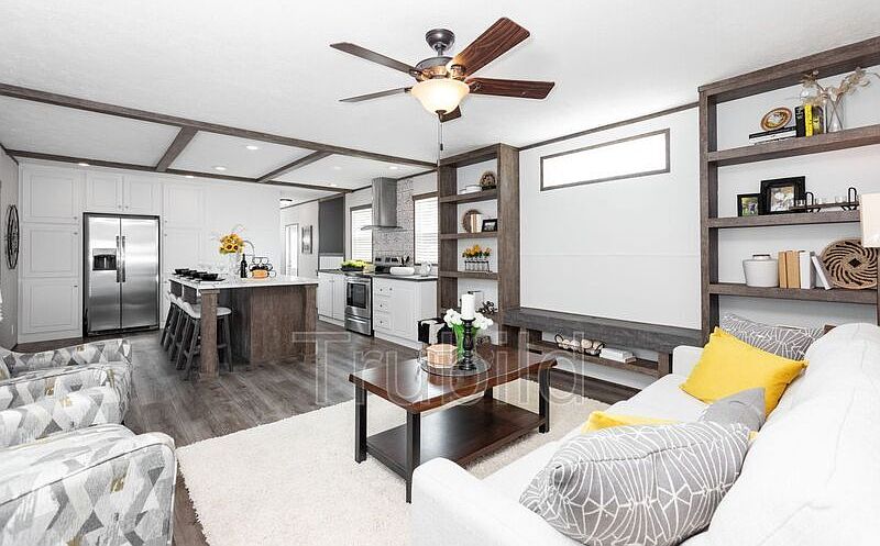 1st image of 110 Loucada Ct