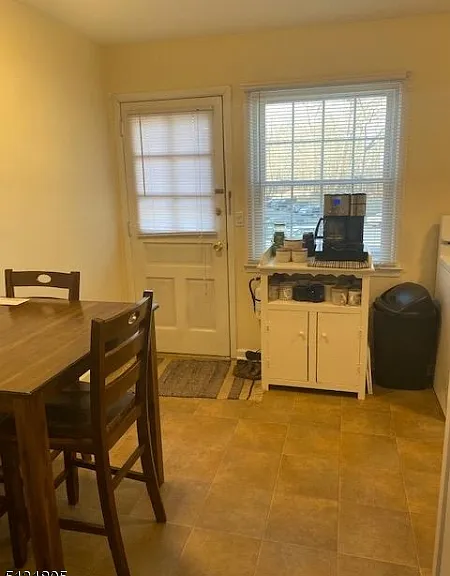105 Pitney Pl — Photo 11