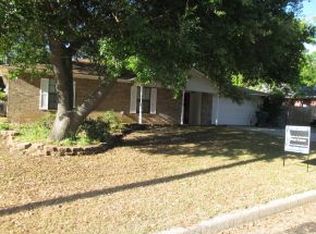 808 Scarlet Oak St, Nacogdoches, TX 75964