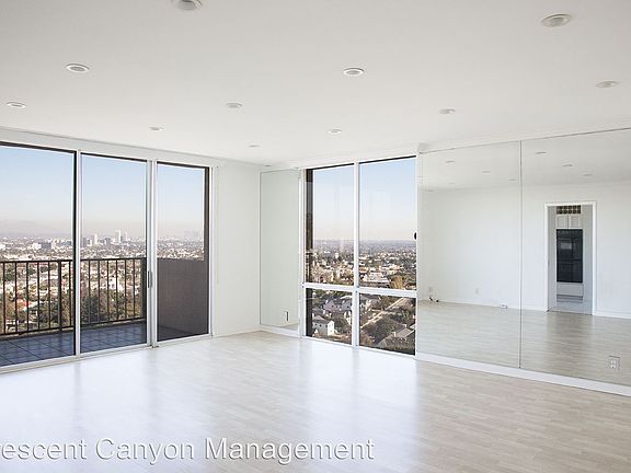5th image of 2170 Century Park E APT 1501