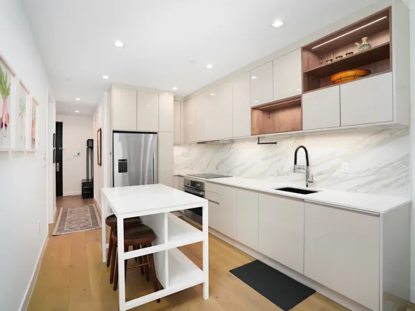 906 Bergen Street 5B image 2 of 14