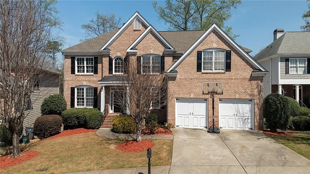 6 bed, 5.0 bath, $5,000 — Photo 1
