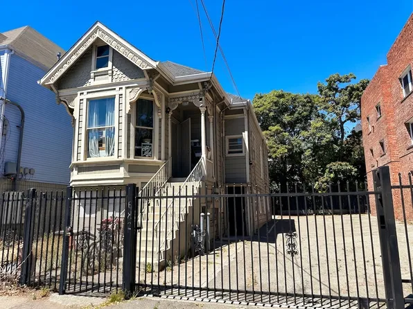 682 10th St, Oakland, CA 94607