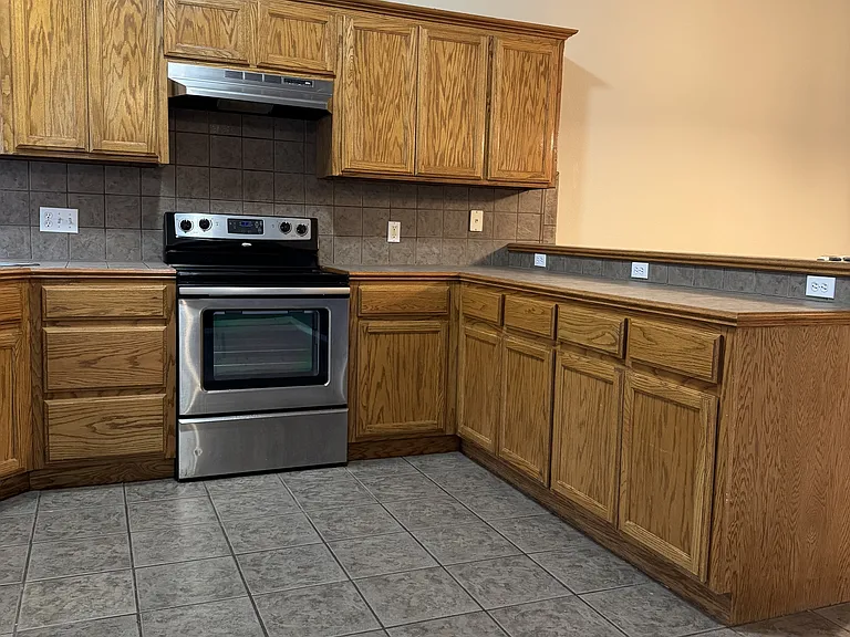 2237 Scissortail Landing Dr — Photo 4