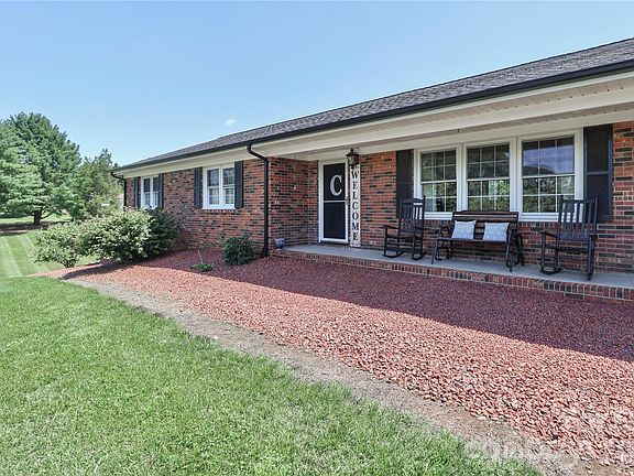 5th image of 116 Deer Trail Rd