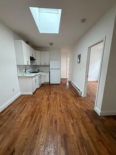 1379 Bronx River Ave #2R Photo 1