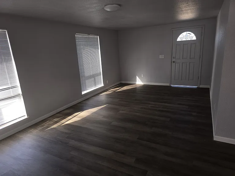 16295 Bowman Rd — Photo 9