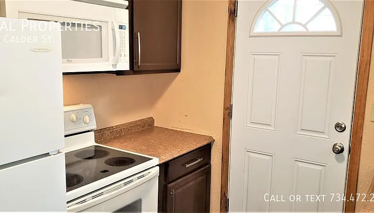640 Calder St — Photo 3