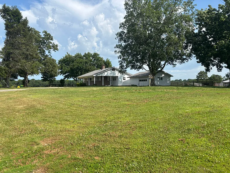 12230 Red Clay Rd — Photo 6