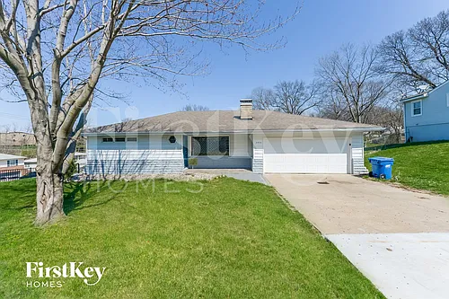 306 NW 54th Ter Photo 1
