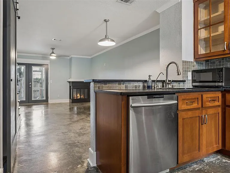 5720 Dalden Dr #5720 — Photo 4