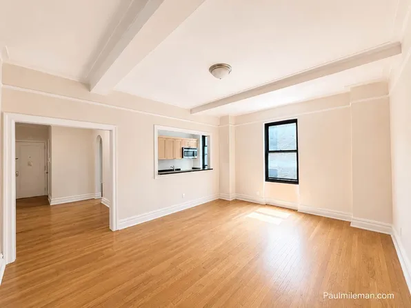 166 2nd Avenue image 1 of 6
