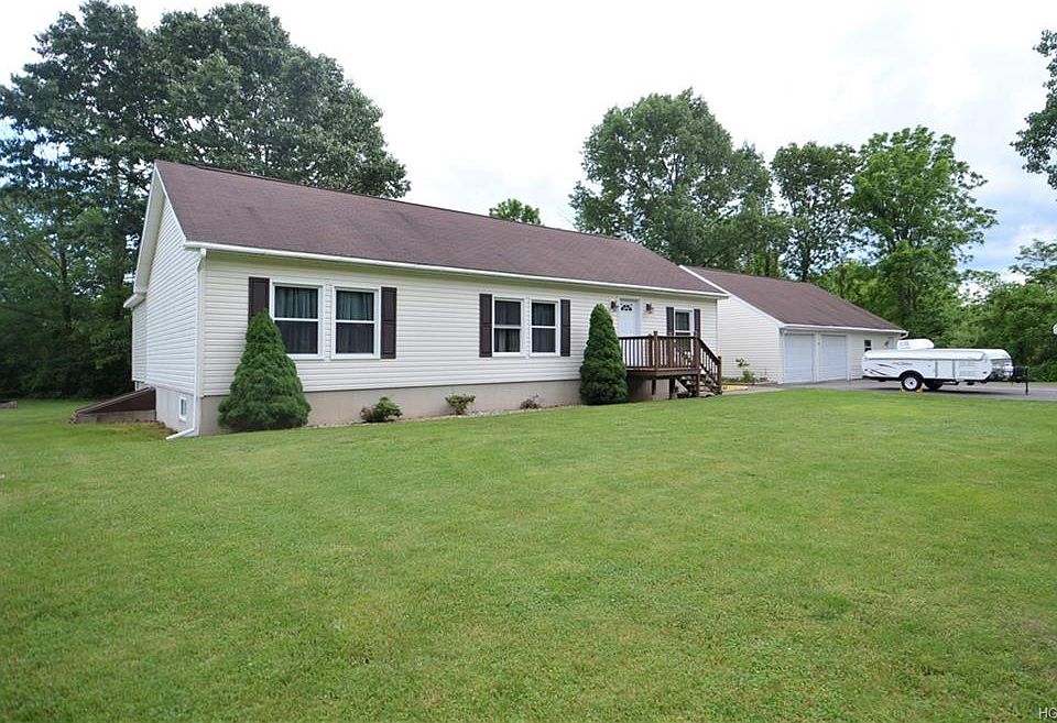 1st image of 26 Snyder Ln