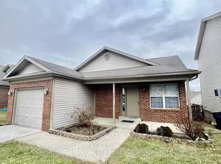693 Smugglers Notch Dr, Lexington, KY 40509