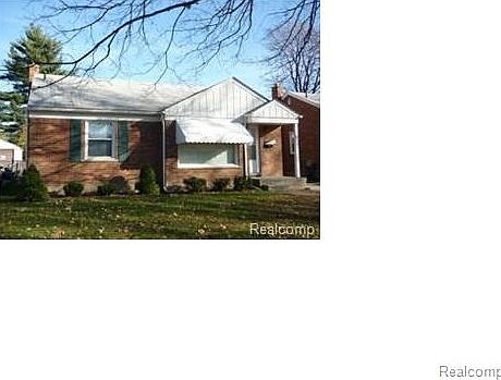 2nd image of 15900 Denby St