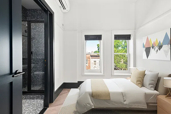 Rented by Living Room NY Corp | media 17