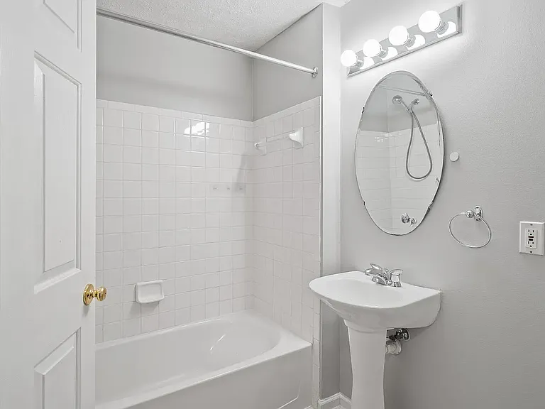 basement full bath