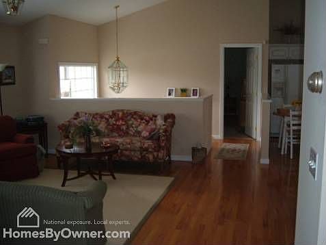 2nd image of 14 Dempsey Ct