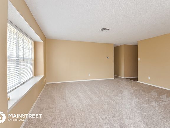 5th image of 4942 Nuthatch St