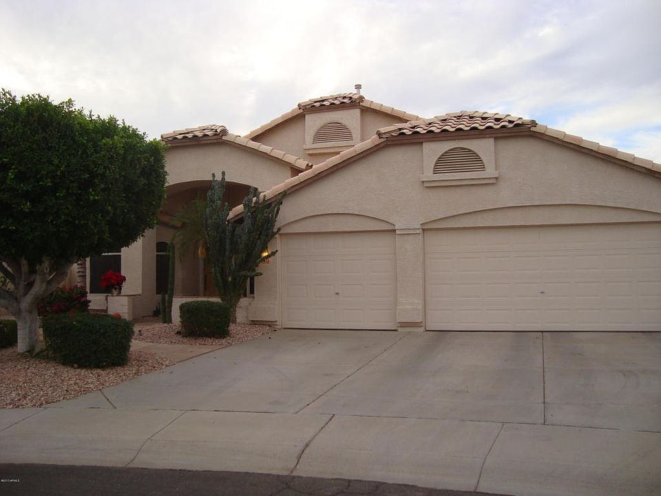 1st image of 2408 N 127th Dr
